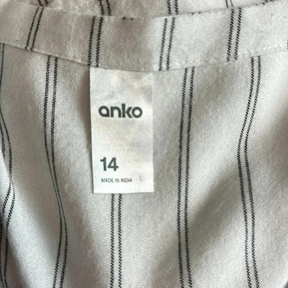 Anko viscose  short sleeve relaxed fit striped blouse waist tie - Picture 8 of 9
